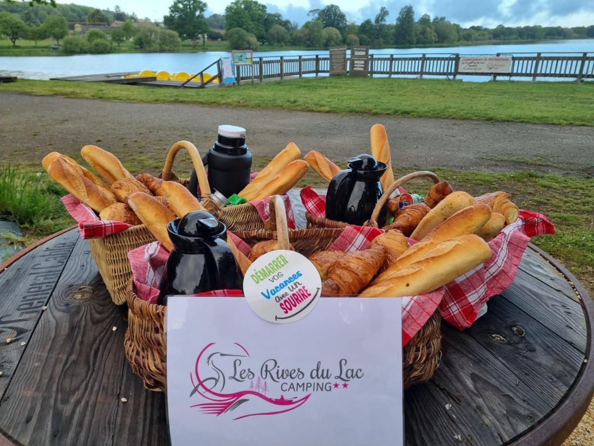 Camping Les Rives Du Lac Bois Morin Exterior foto